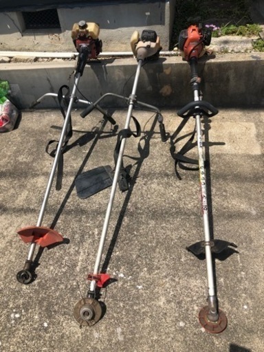 草刈り機 エンジン式 3台