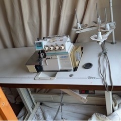 再々出品❣️JUKI工業用ロックミシン‼️早い者勝ち❣️お値下げ可能