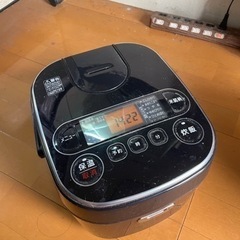 炊飯器　アイリスオーヤマ　5.5合　