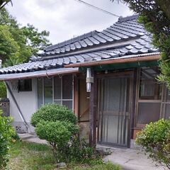 No.0113【鹿児島県伊佐市】車庫･庭付き一軒家、お譲りいたします。