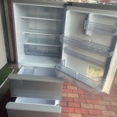 家電 キッチン家電 冷蔵庫　2019年式 