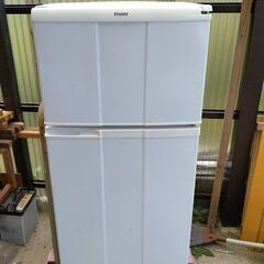 ハイアール 小さ目サイズ 冷凍冷蔵庫 JR-N100A 動作良好...