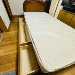 シングル ベッド