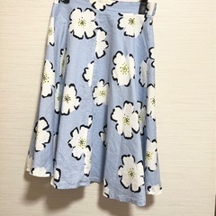レディース 洋服 花柄 フレア スカート  Mサイズ