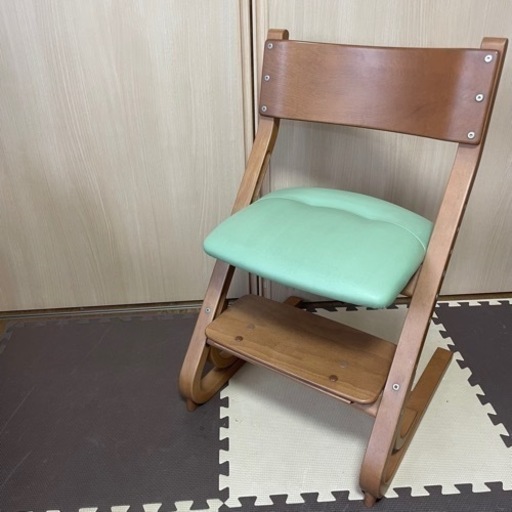 カリモク Karimoku チターノ Chitano キッズ ベビー チェア