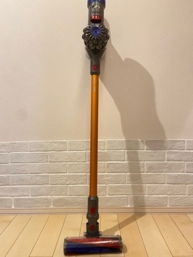 Dyson　v8fluffy コードレス掃除機\n