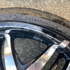 車のパーツ タイヤ、ホイール　22インチ　　255/30ZR22