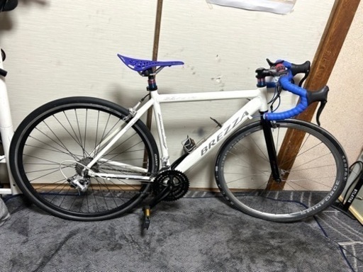 BREZZAロードバイク27インチ、SHIMANO18段変速 (S) 桃山南口のロード  