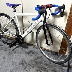 BREZZAロードバイク27インチ、SHIMANO18段変速