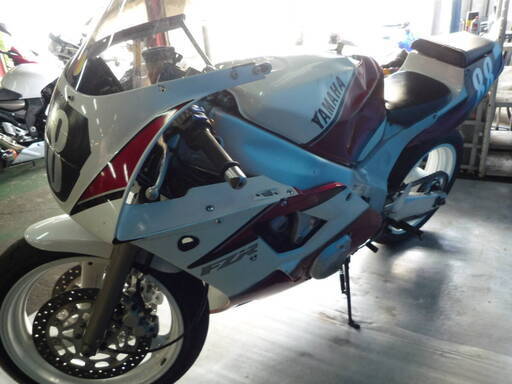 YAMAHA FZR400RR 白 格安提供車 半額配送キャンペーン 期間限定車体