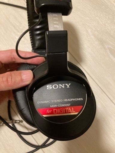 モニターヘッドフォン