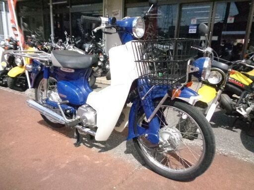 NO.5044　スーパーカブ５０　ＡＡ０１　４サイクルエンジン　クラッチ無３速ミッション車　ブルー＆ホワイト　☆彡