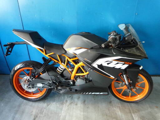 KTM RC125 白/黒 格安提供車  半額配送キャンペーン 期間限定車体本体価格 現状渡し諸経費￥0- 横浜 P-Yard KTM RC125 白/黒 格安提供車 半額配送キャンペーン 期間限定車体本体