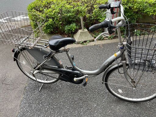 【実店舗販売中　ブリヂスト　電動アシスト自転車　24インチ　33333円】