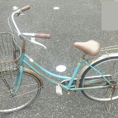 自転車　ママチャリ　シティサイクル　26インチ　水色