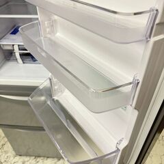 W 18207  HITACHI 大容量3D冷蔵庫  265L ◆大阪市内・東大阪市他 6,000円以上ご購入で無料配達いたします！◆ ※京都・高槻・枚方方面◆神戸・西宮・尼崎方面◆生駒方面、大阪南部方面　それぞれ条件付き無料配送あり！            