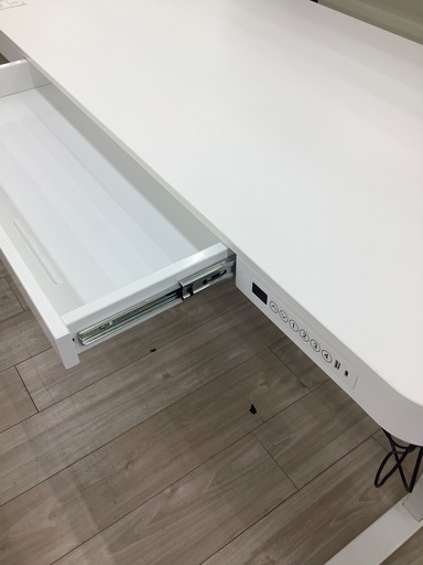 PYKES PEAKの電動昇降デスクのご紹介！（トレファク寝屋川） - 机