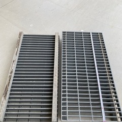 【中古美品3枚】グレーチング