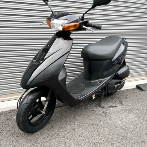2765.高馬力2スト レッツII バッテリー、シート、フロントカウル新品　千葉県柏市　即日配送、自走引き取りも可能