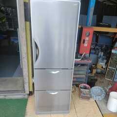 日立冷蔵庫 R-S37 VMV。2006モデル。365リットル。