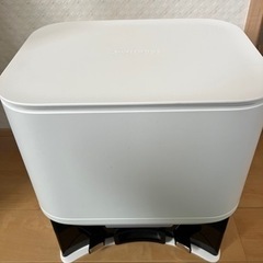 スイッチボット ロボット　k10+ 掃除機 SwitchBot 自動ゴミ収集 1年分アクセサリー付き