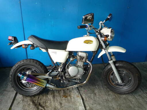 エイプ 50‼️100エンジン搭載 商談中 HONDA エイプ50 白 エンジン始動