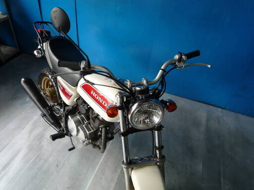 HONDA エイプ50-Fi 白 格安提供車 半額配送キャンペーン クランキング