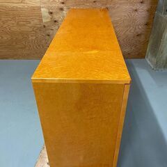 IDC大塚家具　バーズアイメープル　スプレンダー　サイドボード　リビングボード　照明付き　飾り棚　キャビネット　49