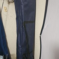 折りたたみ式キャノピー。