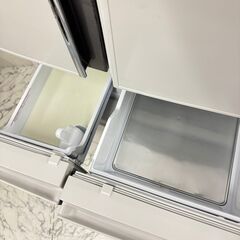 W 18216  MITSUBISHI 大容量6D冷蔵庫  520L ◆大阪市内・東大阪市他 6,000円以上ご購入で無料配達いたします！◆ ※京都・高槻・枚方方面◆神戸・西宮・尼崎方面◆生駒方面、大阪南部方面　それぞれ条件付き無料配送あり！            