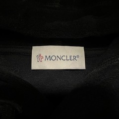 モンクレール　トレーナーパーカー