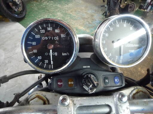 KAWASAKI バリオス 赤 格安提供車 半額配送キャンペーン 期間限定車体