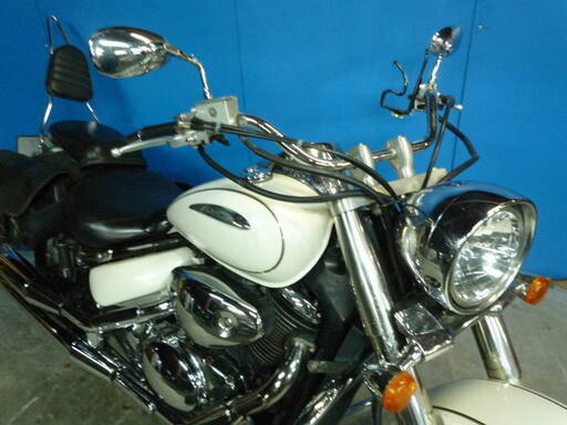 SUZUKI イントルーダー400クラッシック 白 格安提供車 車検予備検対応