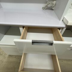 ジモティ来店特価!! 食器棚 ホワイト J-0617
