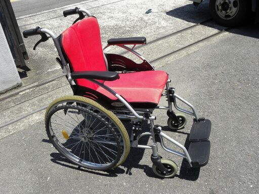 車イス　ハピネスコンパクト　ケアテックジャパン　ノーパンクタイヤ（care tec japan）　車椅子　車いす