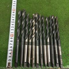 メーカー混載 テーパードリルまとめ 80本セット 重量22kg【野田愛宕店】【店頭取引限定】【中古】管理番号：ITT7NJSQ8V7G