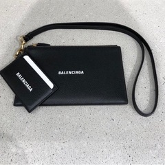 BALENCIAGA】 バレンシアガ レザー カードホルダー＆ポーチ ストラップ付き