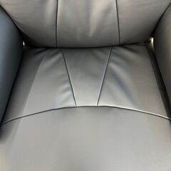 ジモティ来店特価!! オットマン付きパーソナルチェア Nシールド ロード