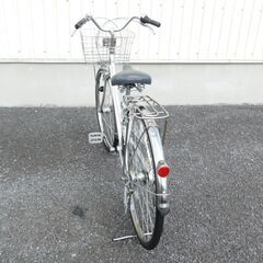 中古自転車多数販売中!　安い自転車は大丈夫？という方　是非ご来店ください!　シティサイクル ブリヂストン 27インチ シルバー 内装3段変速 オートライト リヤテールランプ点灯確認済み　売れてます! 早い者勝ち! 状態は全体的に極めて良好と思います!　m18