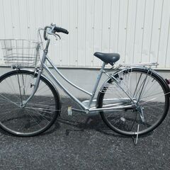 中古自転車多数販売中!　安い自転車は大丈夫？という方　是非ご来店ください!　シティサイクル ブリヂストン 27インチ シルバー 内装3段変速 オートライト リヤテールランプ点灯確認済み　売れてます! 早い者勝ち! 状態は全体的に極めて良好と思います!　m18