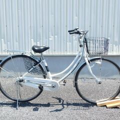 中古自転車多数販売中!　安い自転車は大丈夫？という方　是非ご来店ください!　シティサイクル  Marukin RAINY PREMER マルキン レイニープレミア 27インチ 長く乗るために耐久性が強化されたプレミアムモデル パンクしづらい耐摩耗タイヤ ホワイト 内装3段変速 オートライト ステンレス部品を多用 状態は全体的に良好と思います!　m19