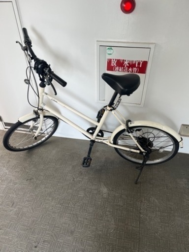 Cream Mini（クリーム ミニ）BAA206-O 20インチ 外装6段変速 ミニベロ 自転車