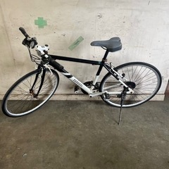 488(O)★岐阜発　△Ferrari/フェラーリ/クロスバイク/3×7段変速/走行確認/防犯有り/自転車/シートポスト465mm/現状品　R6.4/23★