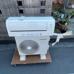 f●■三菱重工 ルームエアコン 2018年 2.2kw ～6畳 ビーバーエアコン 標準モデル コンパクトタイプ SRK22TW/リモコン有り