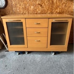 F1305 食器棚 F1305 食器棚