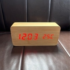 デジタル時計・室温計
