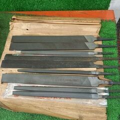 メーカー混載 鉄工用ヤスリまとめ80本以上　25kg【野田愛宕店】【店頭取引限定】【中古】管理番号：ITRHA9BHZRVS