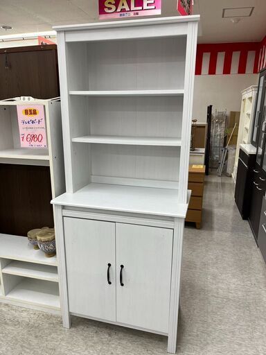 IKEA　キャビネット　本棚　食器棚