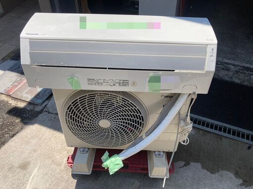 ☆中古￥23,800！Panasonic　2.2kwルームエアコン　家電　2019年製　CS-229CF-W型　【BF084】