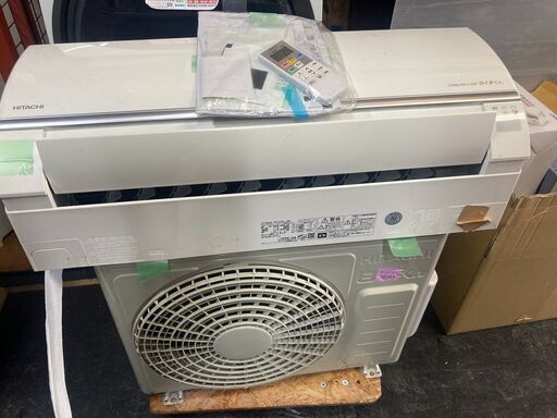 ☆中古￥26,800！HITACHI　2.2kwルームエアコン　家電　2021年製　RAS-HT22L型　【BF085】